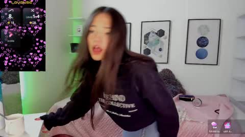 Snapshot of dulce_powl chatting on 02.24.25 Dulce online show from 02.24.25