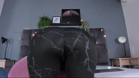 DULCE AURORA online show from 02.21.26