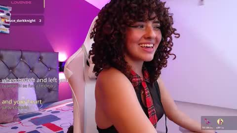 Snapshot of dulcee_gaby chatting on 10.22.25 dulcee_gaby online show from 10.22.25