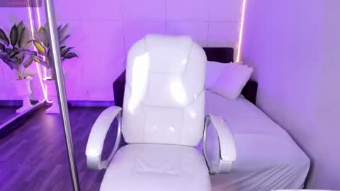 Dulce  online show from 02.09.26