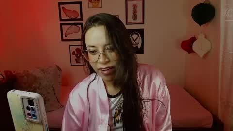 Snapshot of dulcemaria_alvarez22 chatting on 04.09.26 Dulce online show from 04.09.26