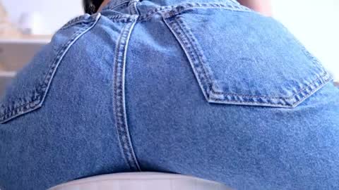 Snapshot of dulcepurnimaqos chatting on 04.20.26 Dulce Purnima online show from 04.20.26