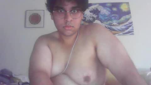 Snapshot of dumbtrapsissy chatting on 12.28.24 dumbtrapsissy online show from 12.28.24