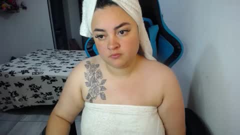 Nicole   online show from 10.12.25