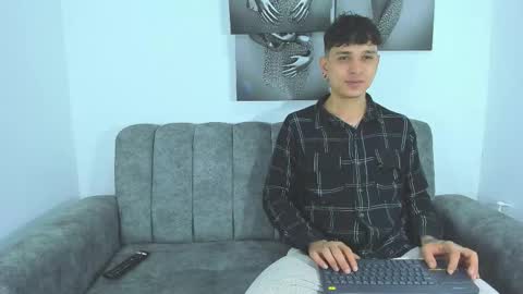 Nicolle y Julian online show from 02.12.26