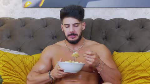 Snapshot of dustinkeent chatting on 12.30.24 Dustin online show from 12.30.24