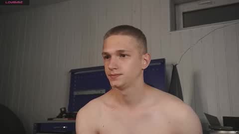 Dustyn online show from 09.09.25