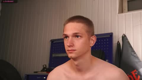 Dustyn online show from 09.17.25