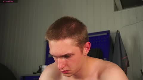 Dustyn online show from 10.09.25