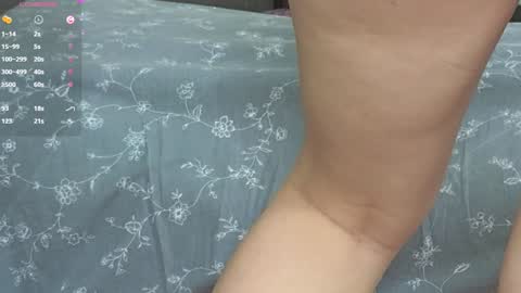 Snapshot of dusyastar chatting on 01.18.25 Dusya online show from 01.18.25