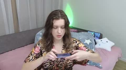 Snapshot of dusyastar chatting on 03.30.26 Dusya online show from 03.30.26