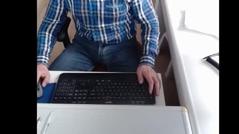 Snapshot of dutchpornking2 chatting on 02.20.25 dutchpornking2 online show from 02.20.25