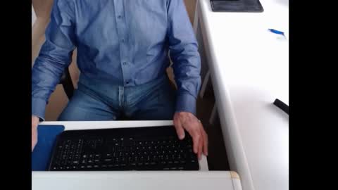 Snapshot of dutchpornking2 chatting on 10.19.25 dutchpornking2 online show from 10.19.25