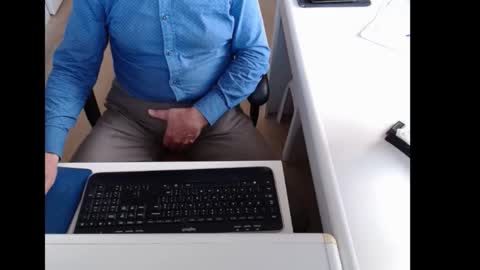 Snapshot of dutchpornking2 chatting on 11.17.25 dutchpornking2 online show from 11.17.25