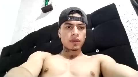 Snapshot of duvanarleyy chatting on 09.27.25 duvanarleyy online show from 09.27.25