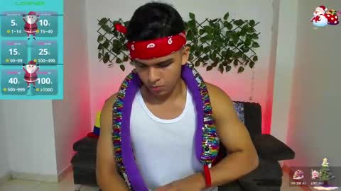 Snapshot of dwayne_brown chatting on 12.27.24 dwayne_brown online show from 12.27.24