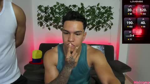 Snapshot of dwayne_brown chatting on 01.04.25 dwayne_brown online show from 01.04.25