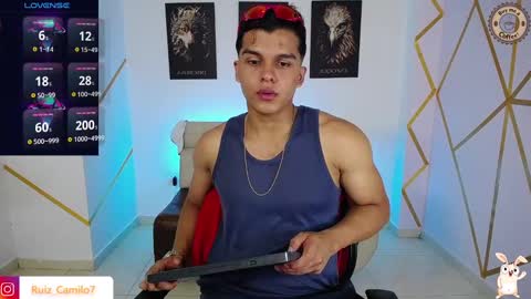 Snapshot of dwayne_brown chatting on 03.07.25 dwayne_brown online show from 03.07.25