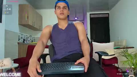 Snapshot of dwayne_brown chatting on 10.05.25 dwayne_brown online show from 10.05.25