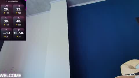 Snapshot of dwayne_brown chatting on 11.19.25 dwayne_brown online show from 11.19.25