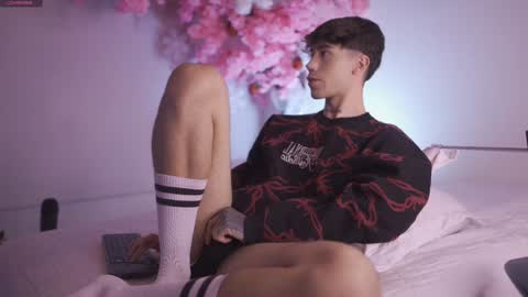 Dwayne xx online show from 12.06.24