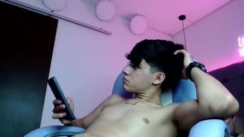 dyla_n18_ online show from 02.06.25