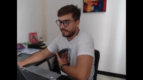Snapshot of dylanhot10 chatting on 12.02.24 dylanhot10 online show from 12.02.24