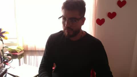 Snapshot of dylanhot10 chatting on 06.12.26 dylanhot10 online show from 06.12.26