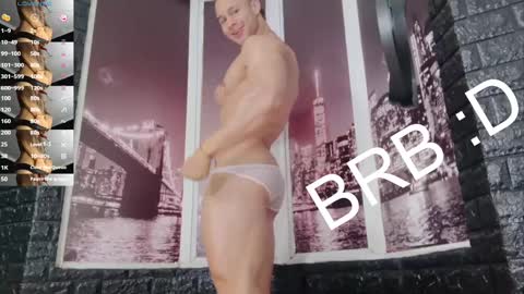 Snapshot of dylanlenox chatting on 03.11.25 Dylan online show from 03.11.25