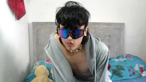 Snapshot of dylann_ross chatting on 04.14.26 dylann ross online show from 04.14.26