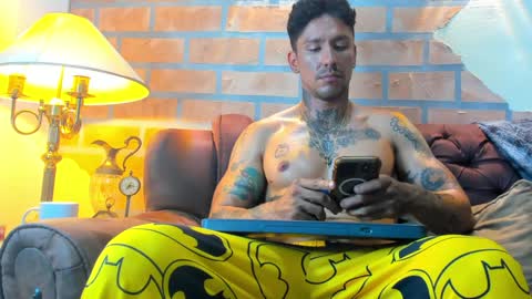 D Y L A N online show from 02.06.25