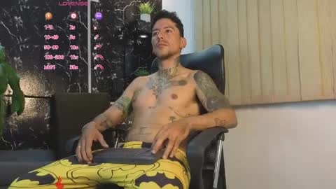 Snapshot of dylanstonne1 chatting on 04.22.26 D Y L A N online show from 04.22.26