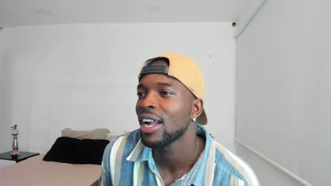 Snapshot of dylantaylor_1 chatting on 03.04.25 Dylan Taylor online show from 03.04.25