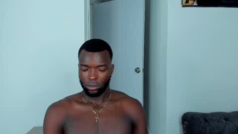 Snapshot of dylantaylor_1 chatting on 09.11.25 Dylan Taylor online show from 09.11.25