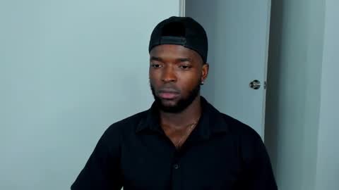 Snapshot of dylantaylor_1 chatting on 09.15.25 Dylan Taylor online show from 09.15.25