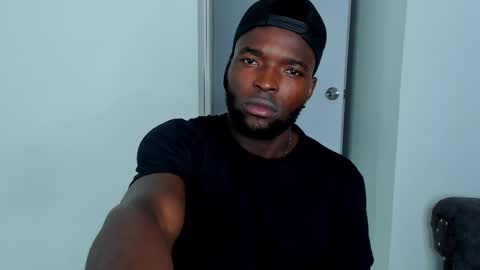 Snapshot of dylantaylor_1 chatting on 09.20.25 Dylan Taylor online show from 09.20.25