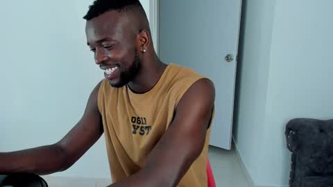 Snapshot of dylantaylor_1 chatting on 10.29.25 Dylan Taylor online show from 10.29.25