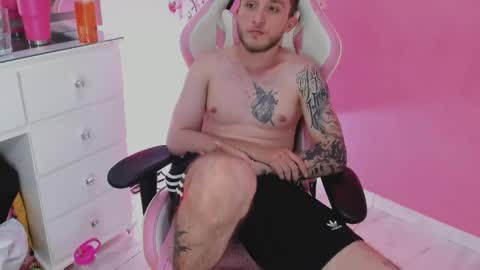 Snapshot of dylanwhite23 chatting on 04.16.26 ---DYLAN--- online show from 04.16.26