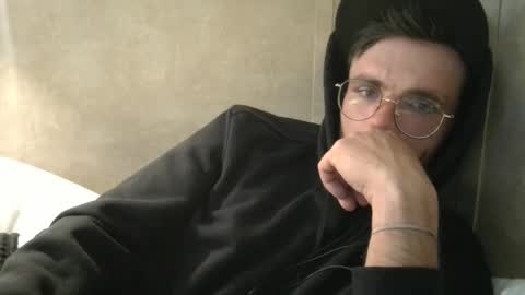 Snapshot of dylp400 chatting on 01.21.25 dylp400 online show from 01.21.25