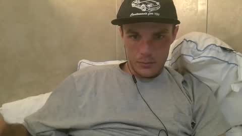 Snapshot of dylp400 chatting on 01.29.25 dylp400 online show from 01.29.25