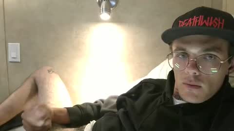 Snapshot of dylp400 chatting on 03.01.25 dylp400 online show from 03.01.25