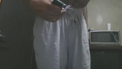 Snapshot of dylp400 chatting on 11.15.25 dylp400 online show from 11.15.25