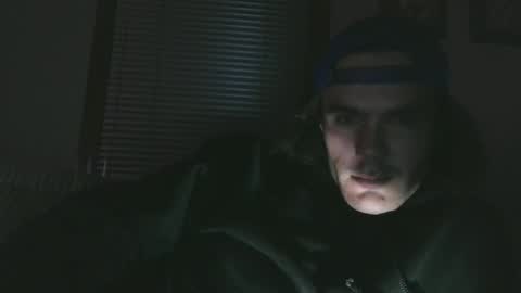 Snapshot of dylp400 chatting on 12.18.25 dylp400 online show from 12.18.25