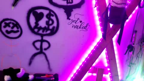 Kryztal Klear Jaxx online show from 12.24.24