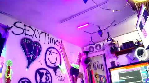 Kryztal Klear Jaxx online show from 02.27.25