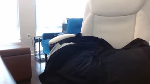 eastcoastguy776 online show from 10.11.25