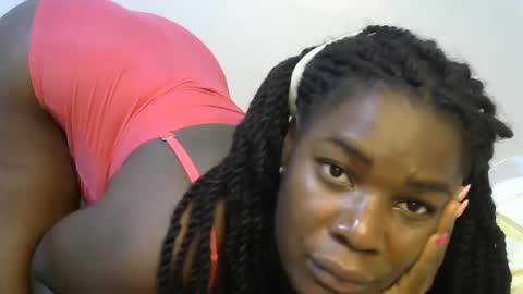 Snapshot of ebbonydream chatting on 05.02.26 ebbonydream online show from 05.02.26