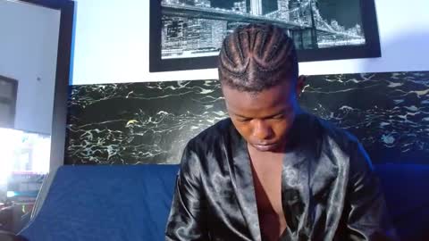 Snapshot of ebonny_stallion chatting on 10.11.25 Chris Palaz online show from 10.11.25