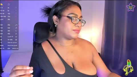 Snapshot of ebony__queen2 chatting on 07.16.26 ebony__queen2 online show from 07.16.26