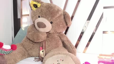 Luci  online show from 12.03.24